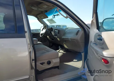 2002 Ford F-150 Lariat/Xlt z USA, uszkodzony, nr VIN 1FTRW07692KC98393